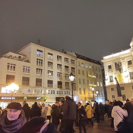Apartmán Old centre - Rybárska brána Bratislava Esterno foto