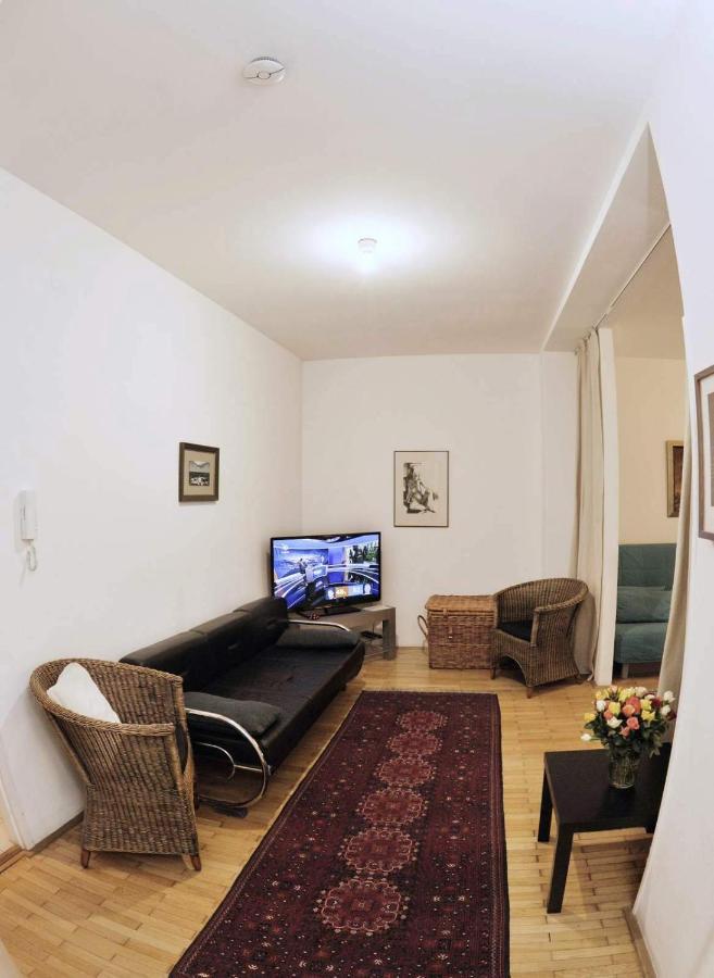 Apartmán Old centre - Rybárska brána Bratislava Esterno foto