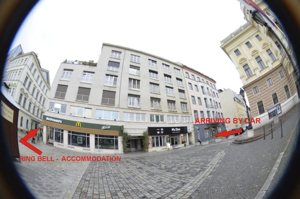 Apartmán Old centre - Rybárska brána Bratislava Esterno foto